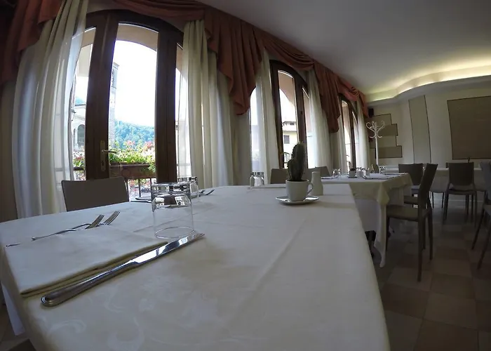 Hotell Ristorante 2*